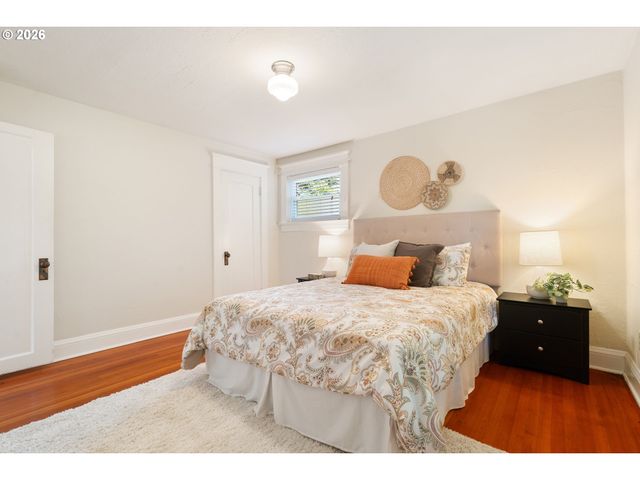 1005 Se TENINO St, Portland, OR 97202