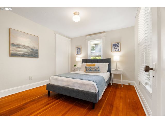 1005 Se TENINO St, Portland, OR 97202