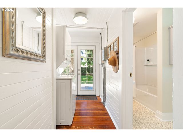 1005 Se TENINO St, Portland, OR 97202