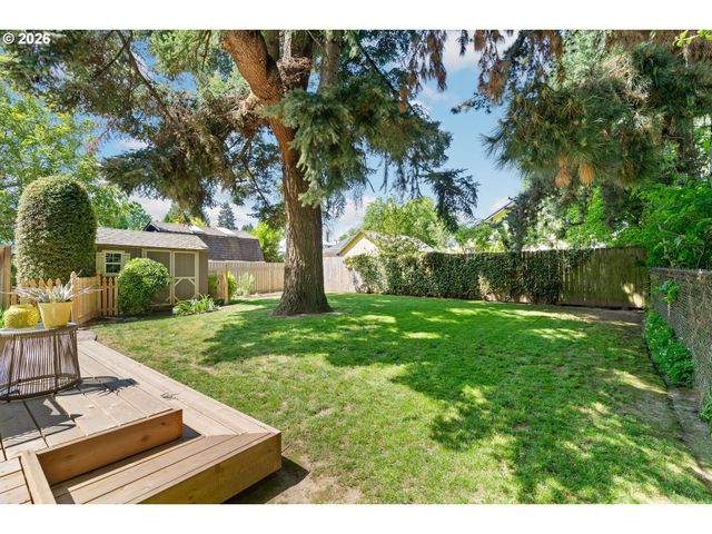 1005 Se TENINO St, Portland, OR 97202