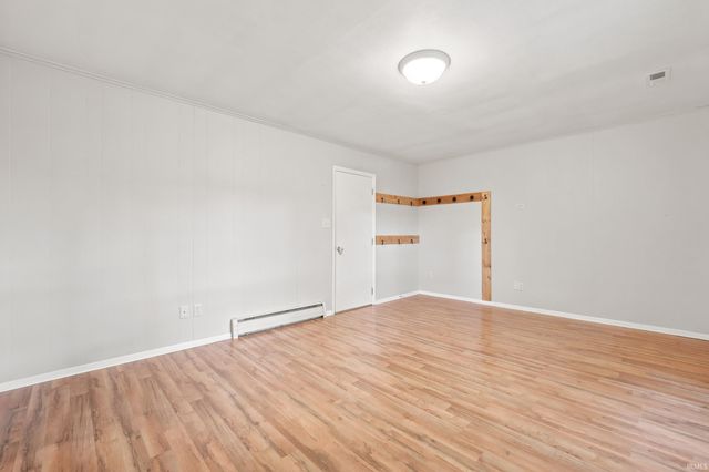 6011 Oregon Drive, Fort Wayne, IN 46825