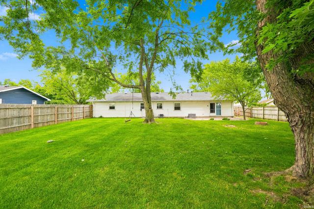 6011 Oregon Drive, Fort Wayne, IN 46825