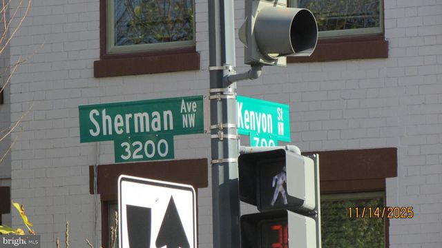 1001 KENYON ST NW, Washington, DC 20010