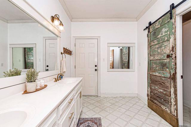 6094 Beechgrove Ln, St Francisville, LA 70775