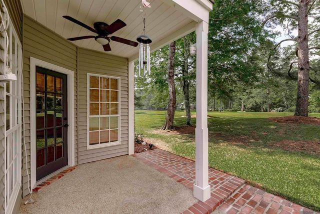 6094 Beechgrove Ln, St Francisville, LA 70775