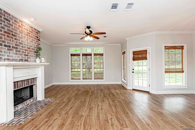 6094 Beechgrove Ln, St Francisville, LA 70775