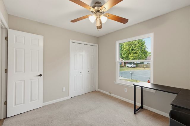 509 Pine View Ct, Hermitage, TN 37076