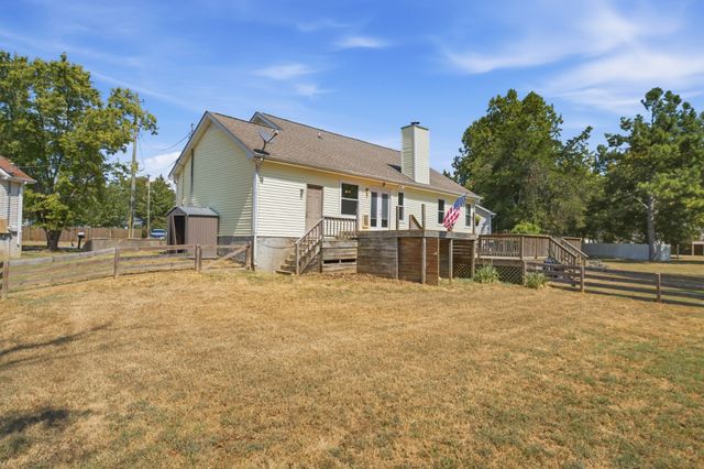 509 Pine View Ct, Hermitage, TN 37076