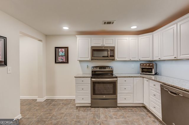 185 Woodland Terrace, Jefferson, GA 30549