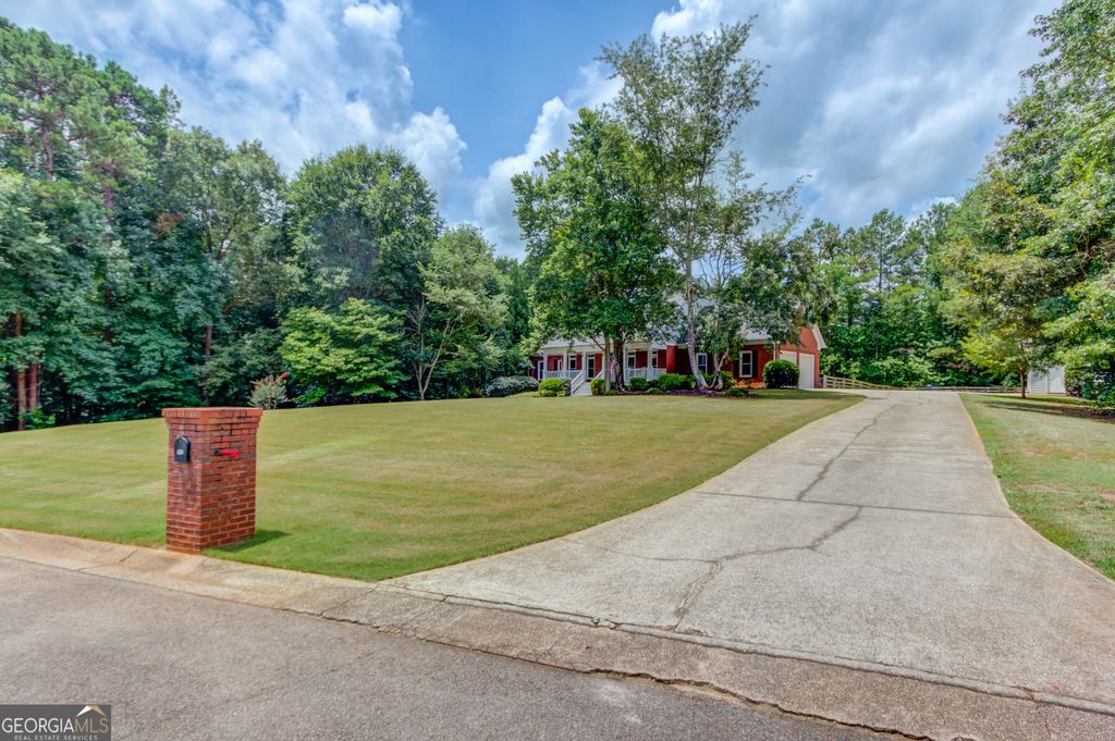 185 Woodland Terrace, Jefferson, GA 30549 — photo 3