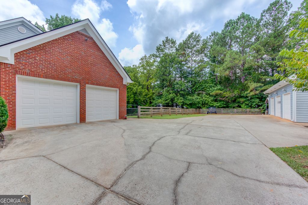 185 Woodland Terrace, Jefferson, GA 30549 — photo 4