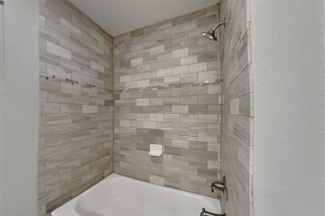2603 Hidden Garden Drive, Houston, TX 77339
