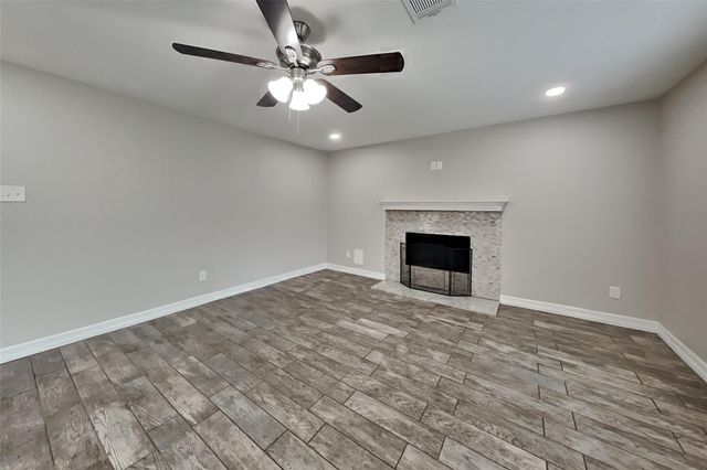 2603 Hidden Garden Drive, Houston, TX 77339