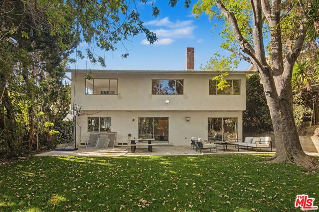2612 S Beverly Drive, Los Angeles, CA 90034