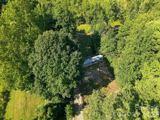 6680 Emerald Isle Drive, Sherrills Ford, NC 28673
