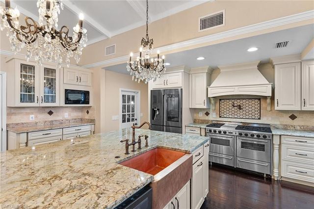 620 E Fort Thompson AVE, Labelle, FL 33935