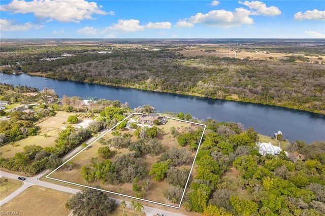 620 E Fort Thompson AVE, Labelle, FL 33935