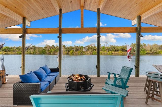 620 E Fort Thompson AVE, Labelle, FL 33935