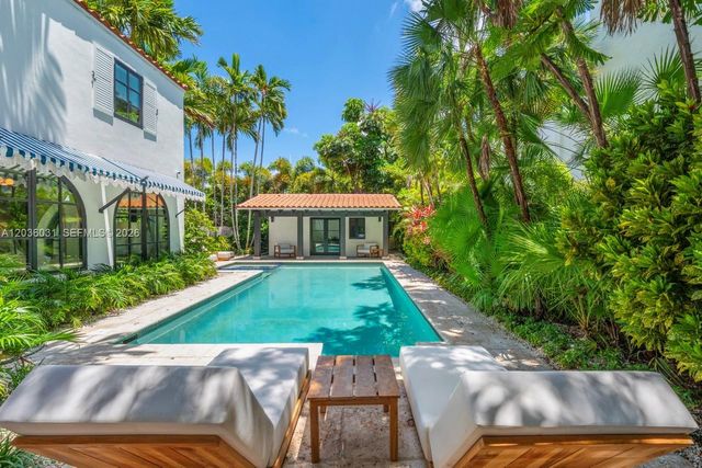 4727 N Bay Rd, Miami Beach, FL 33140