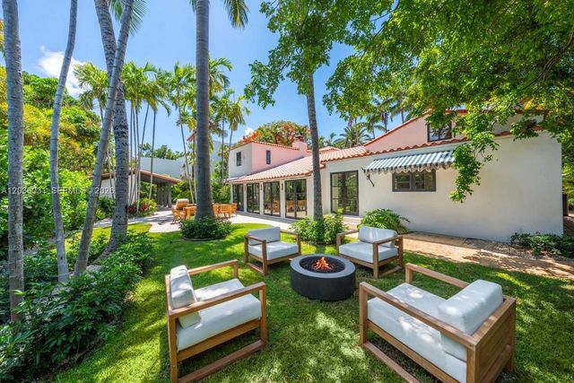 4727 N Bay Rd, Miami Beach, FL 33140