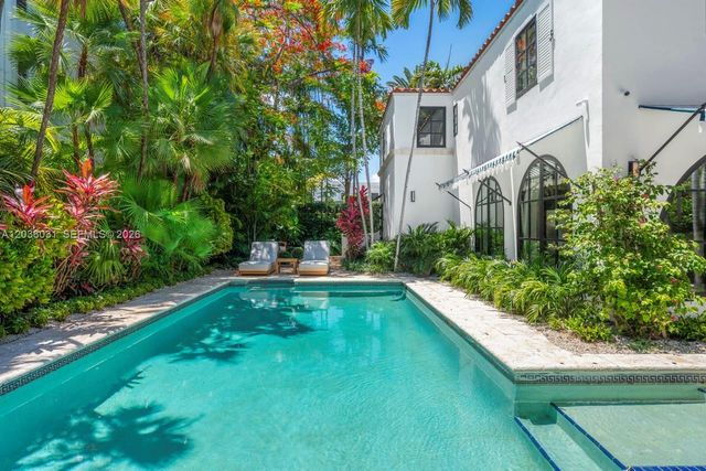 4727 N Bay Rd, Miami Beach, FL 33140