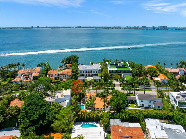 4727 N Bay Rd, Miami Beach, FL 33140