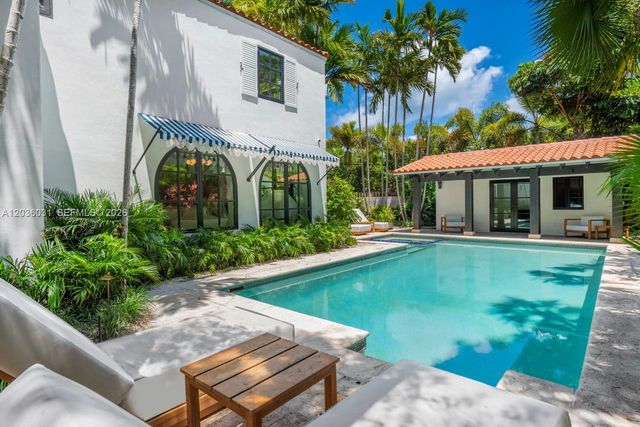 4727 N Bay Rd, Miami Beach, FL 33140