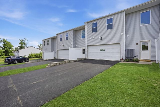 105 Blue Bird Ln, Buffalo Twp, PA 16055