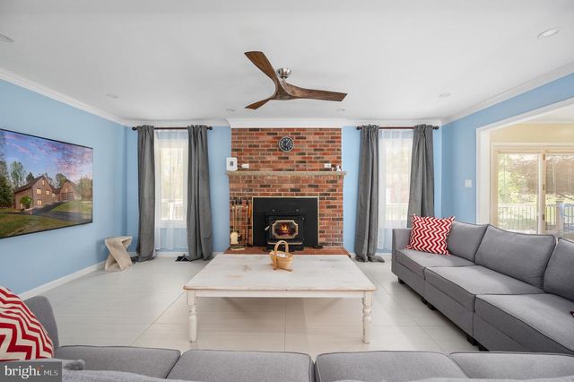 50 BURGESS LN, Fredericksburg, VA 22406