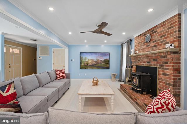 50 BURGESS LN, Fredericksburg, VA 22406