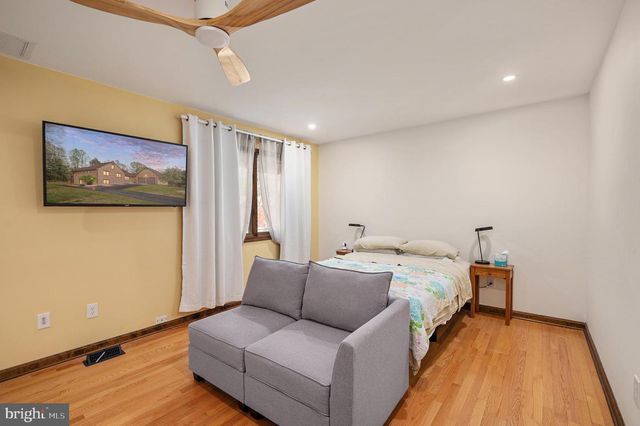 50 BURGESS LN, Fredericksburg, VA 22406