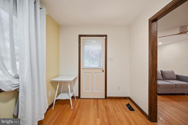 50 BURGESS LN, Fredericksburg, VA 22406