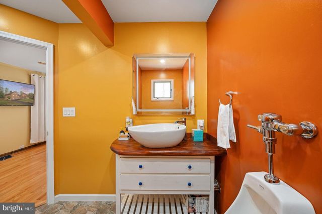 50 BURGESS LN, Fredericksburg, VA 22406