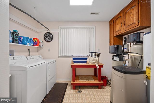 50 BURGESS LN, Fredericksburg, VA 22406