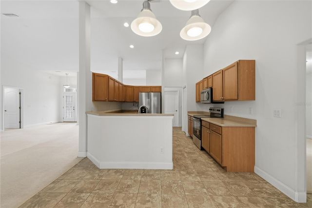 2820 E NEWHAVEN STREET, Inverness, FL 34453