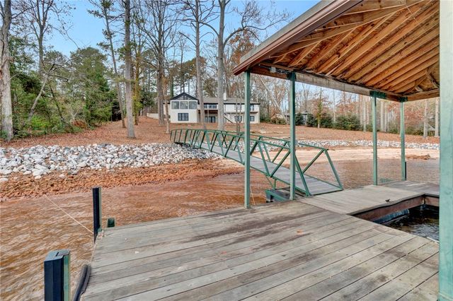 10041 Maughan Trail, Seneca, SC 29672