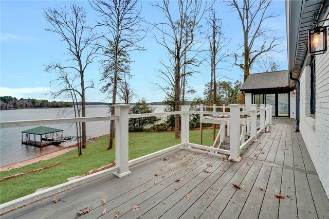 10041 Maughan Trail, Seneca, SC 29672