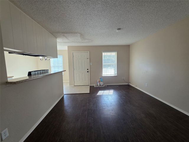 620 Race Street D, Crowley, TX 76036