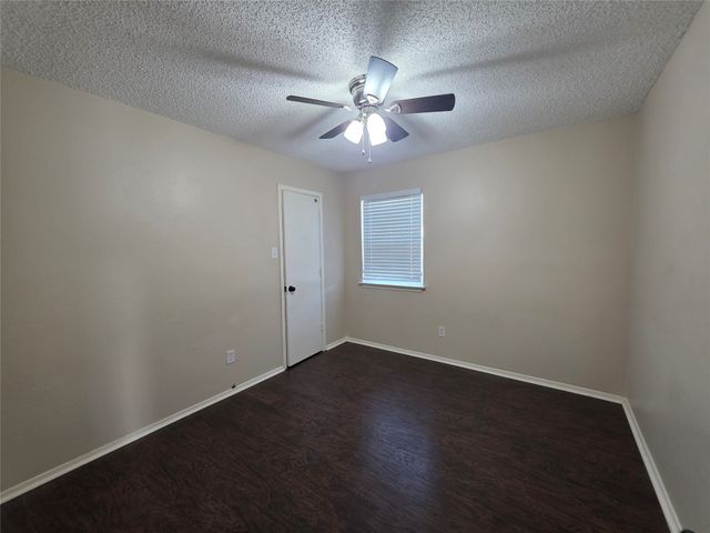 620 Race Street D, Crowley, TX 76036