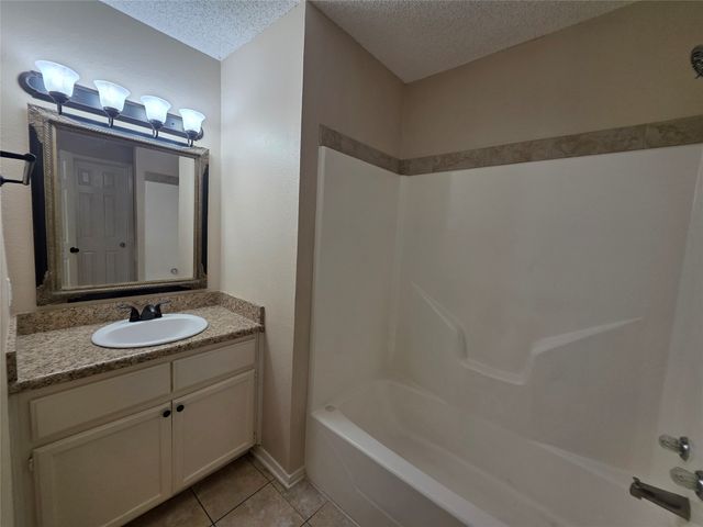 620 Race Street D, Crowley, TX 76036