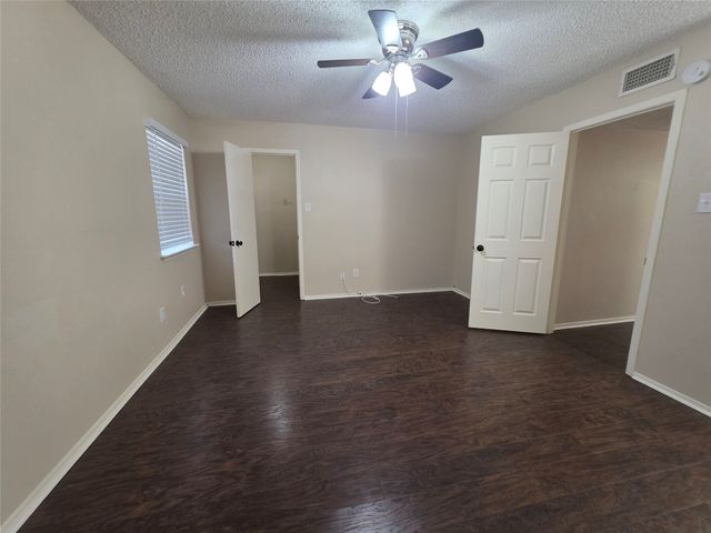 620 Race Street D, Crowley, TX 76036