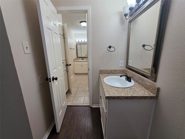 620 Race Street D, Crowley, TX 76036