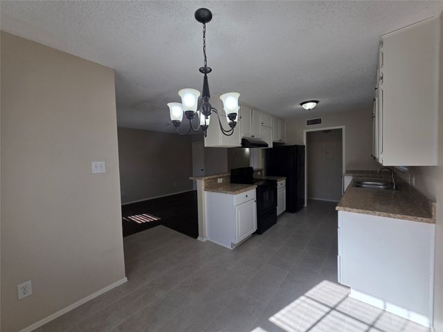 620 Race Street D, Crowley, TX 76036