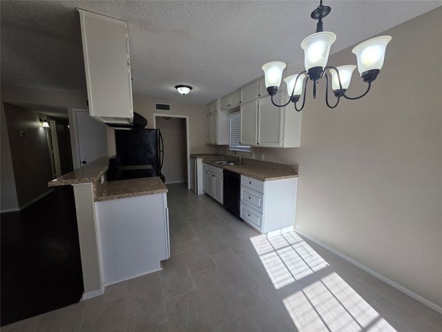 620 Race Street D, Crowley, TX 76036