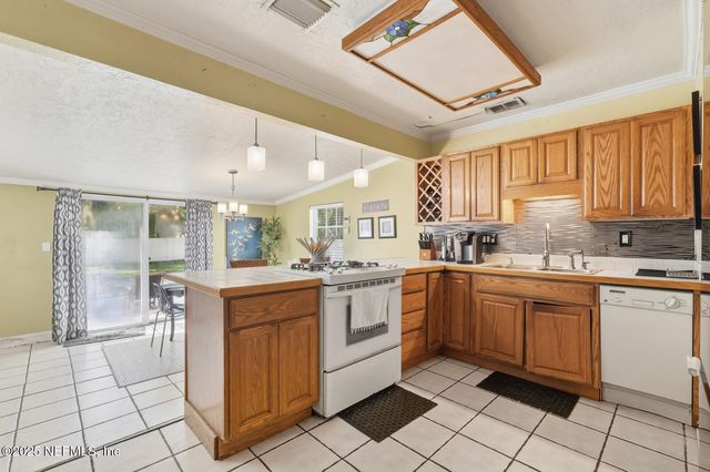 606 FERN Street, Palatka, FL 32177