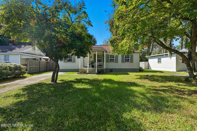 606 FERN Street, Palatka, FL 32177