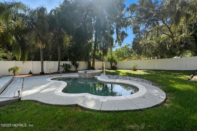 606 FERN Street, Palatka, FL 32177