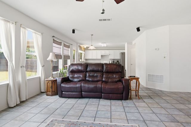13132 Padre Avenue, Fort Worth, TX 76244