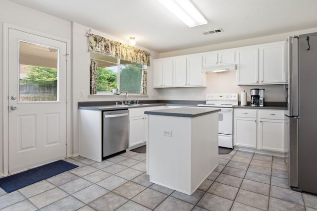 13132 Padre Avenue, Fort Worth, TX 76244