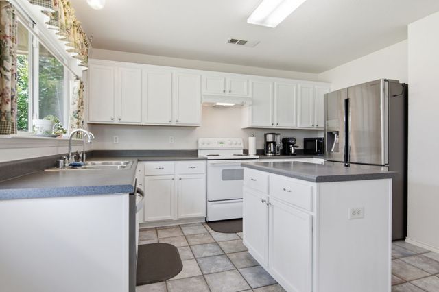 13132 Padre Avenue, Fort Worth, TX 76244